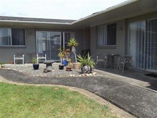 Peninsula Motel 3*