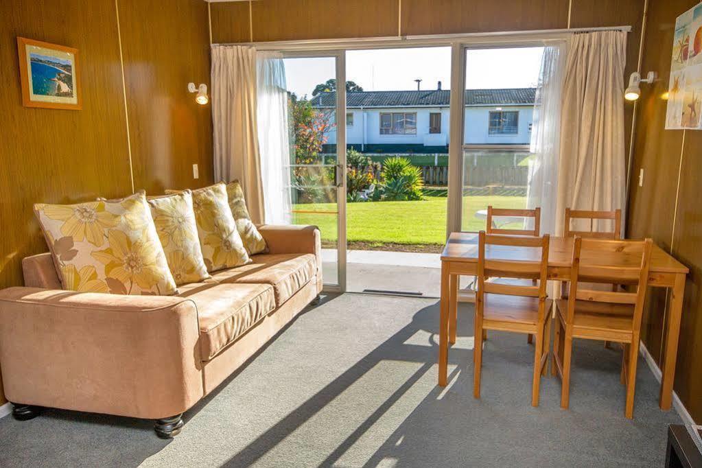 Peninsula Motel 3*