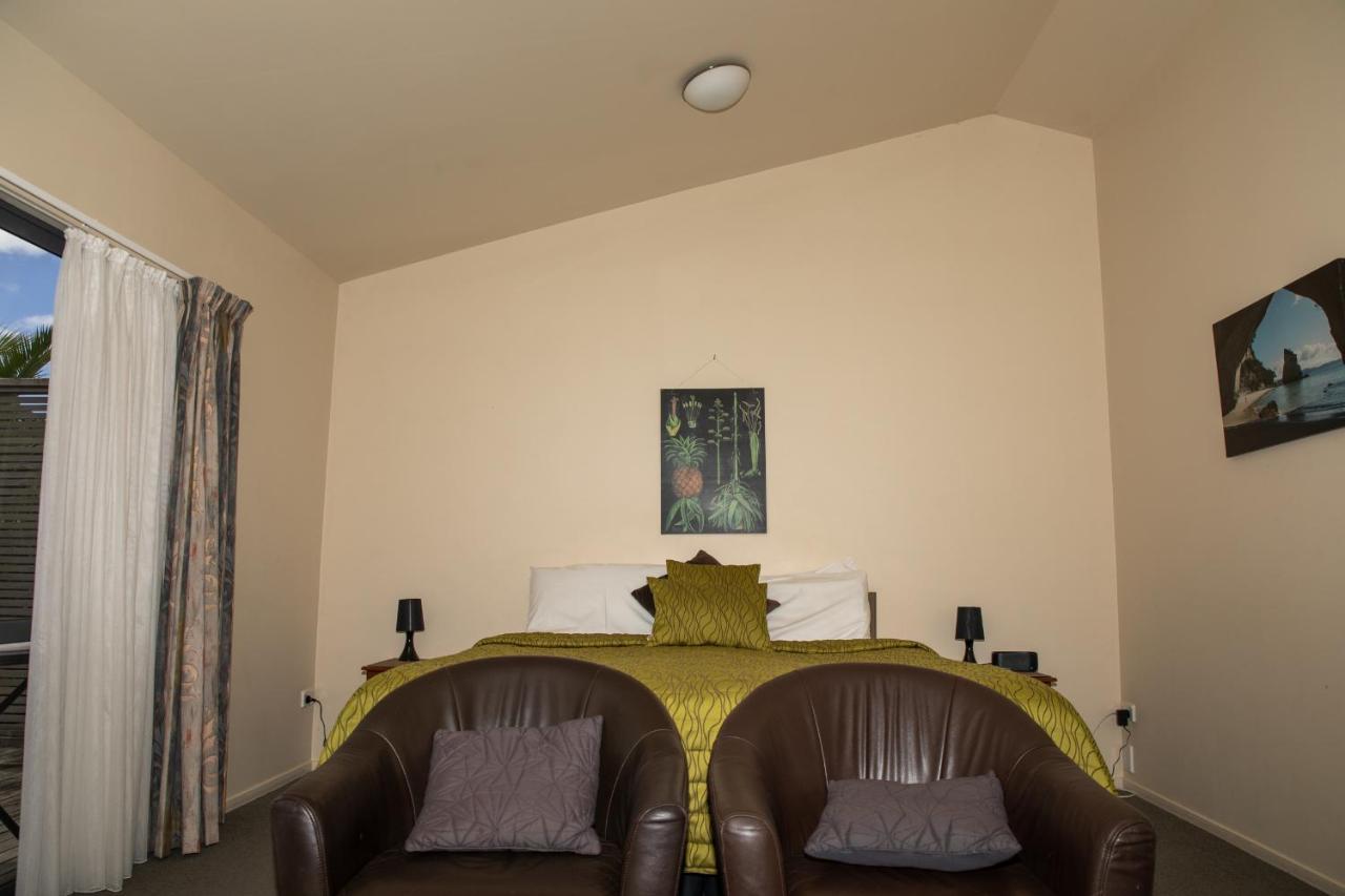 Peninsula Motel
